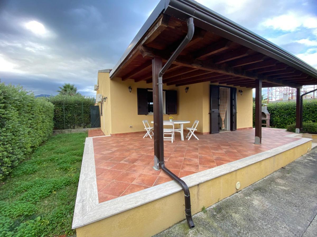 Case Vacanze Paradise Beach Vicino Cefalu Piscina Aperta Campofelice Di Roccella Buitenkant foto
