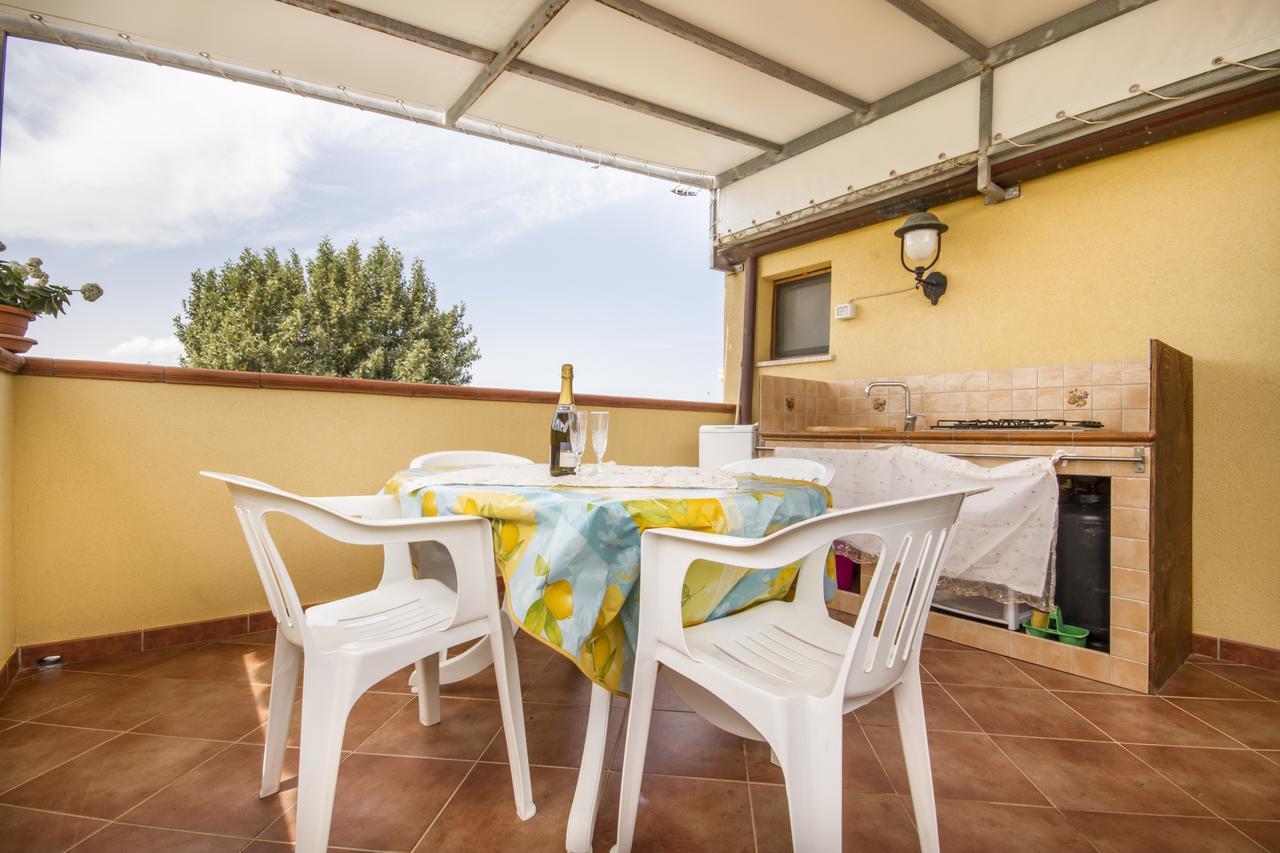 Case Vacanze Paradise Beach Vicino Cefalu Piscina Aperta Campofelice Di Roccella Buitenkant foto