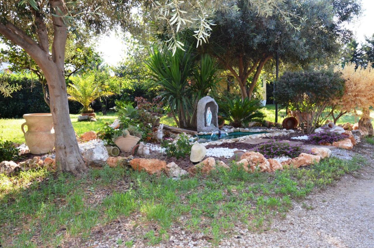 Case Vacanze Paradise Beach Vicino Cefalu Piscina Aperta Campofelice Di Roccella Buitenkant foto